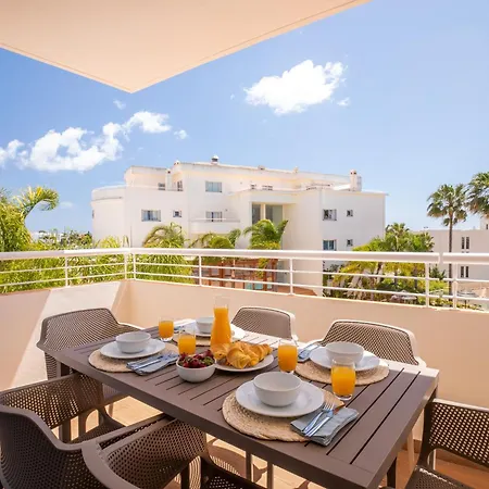 Yellow Ocean View, Porto De Mos Vr38 Daire Lagos