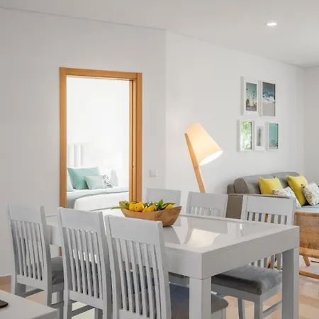 Yellow Ocean View, Porto De Mos Vr38