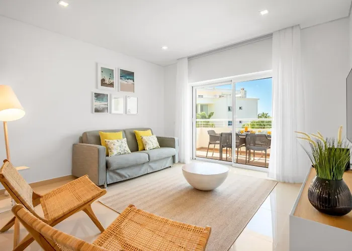 Yellow Ocean View, Porto De Mos Vr38 Appartement *
