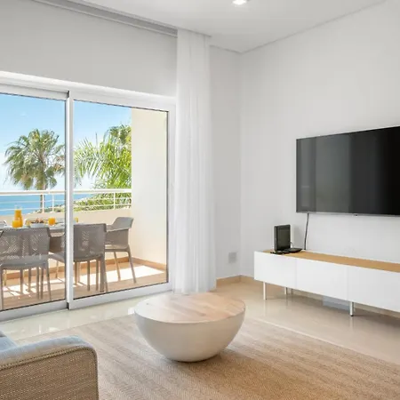 Yellow Ocean View, Porto De Mos Vr38 Lagos